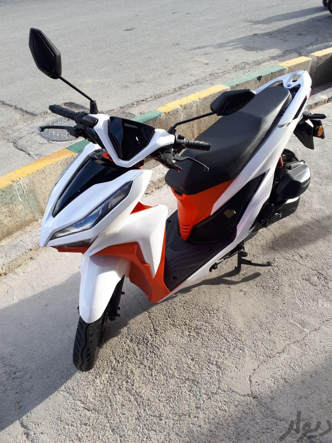 AZFm9kRg.2
